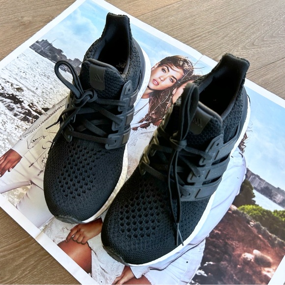 COPY - Adidas Ultra Boost 1.0 Women Size 8 black - Picture 4 of 9